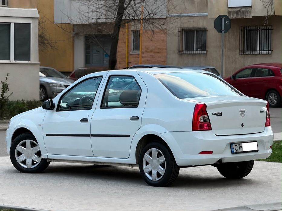 DACIA Logan 2010 — imagine 2
