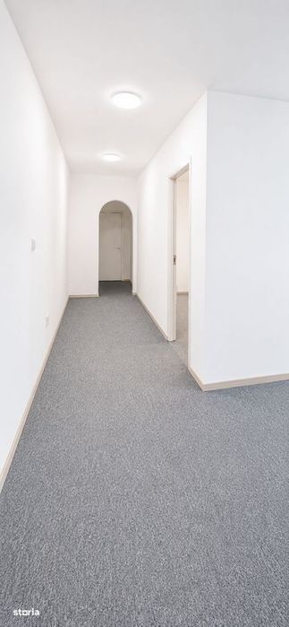 Spatiu comercial/birou 32 mp parter Tatarasi 56000 euro