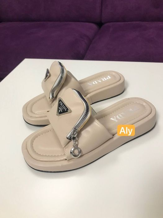 Ugg-uri si adidasi