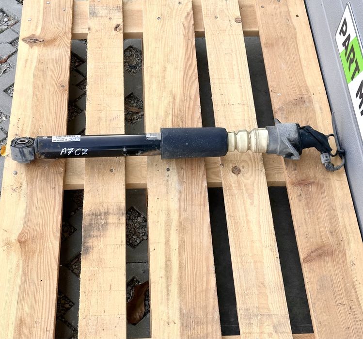 Заден амортисьор AUDI A6 A7 C7 4G 4G0616031L