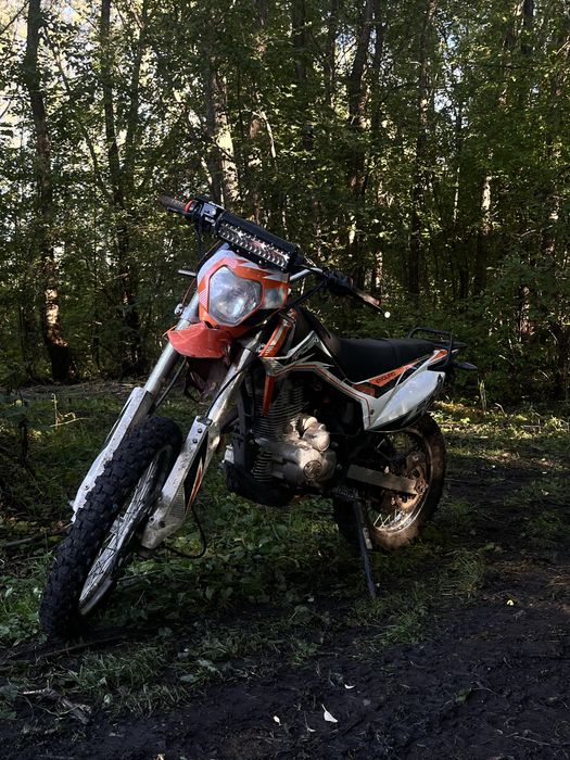 Продам racer enduro 200