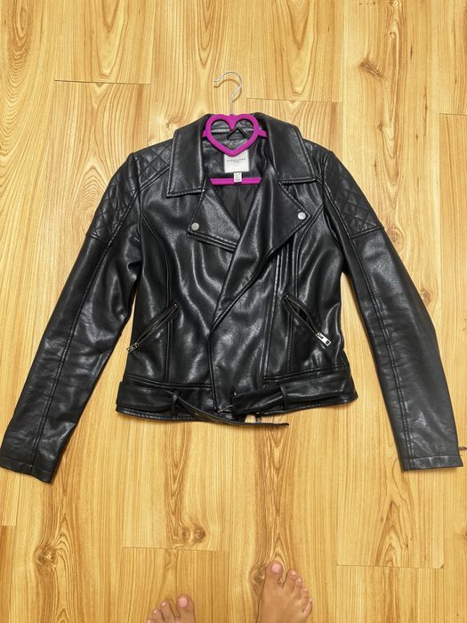 Дамско кожено яке