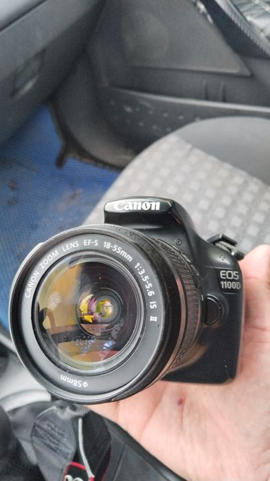 Продам профессиональный фотоапарат
