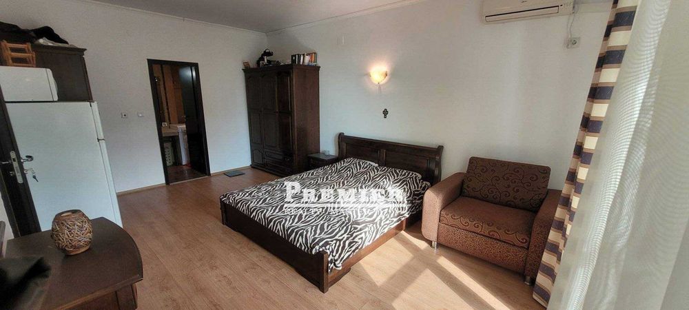 Продава се Двустаен апартамент в к.к. Слънчев бряг - 87 кв.м за 1064 €/кв.м - Снимка #14