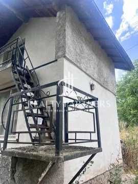 Продава се Къща в с. Стефаново, Област Перник - 30 кв.м за 1400 €/кв.м - Снимка #1