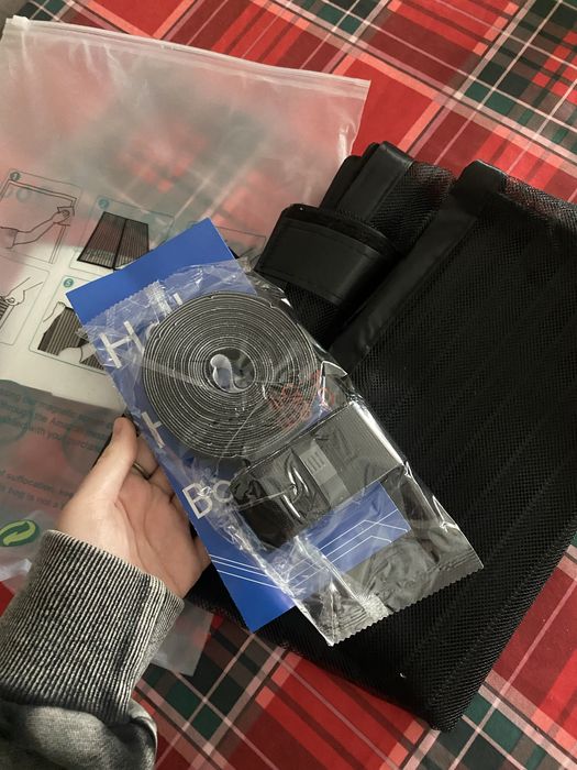 Plasa/perdea magnetica anti-insecte