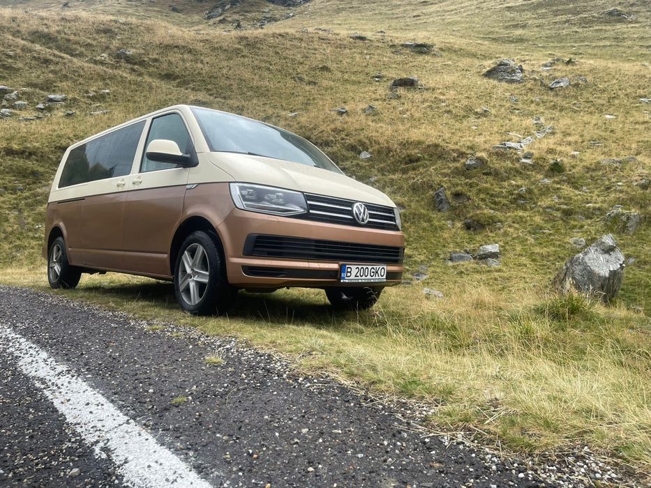 Inchirieri 8+1 Transport Caravelle Multivan T6