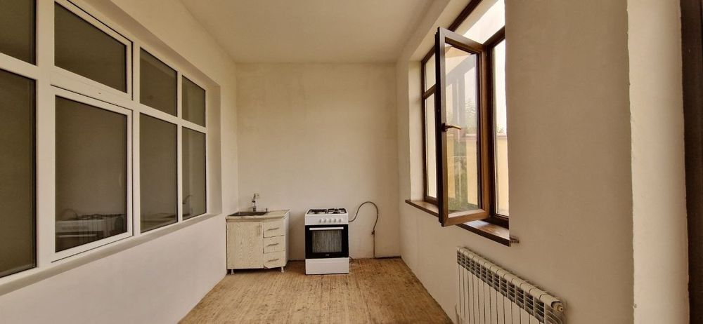 Катеж сотилади 4 хона