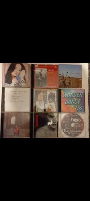 Vand loturi casete si cd uri cu manele populara dance
