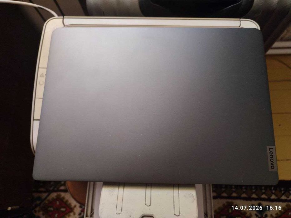 Lenovo Ideapad 5i Pro 14", 16GB RAM, 512GB, Intel i5 2.4GHz, 2.2K IPS