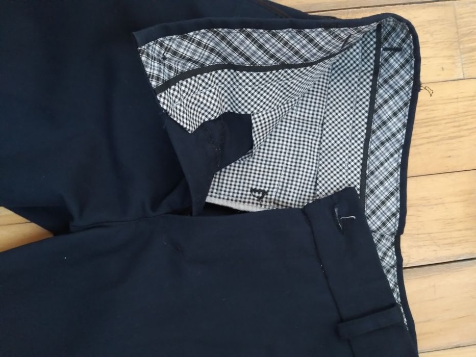 Школьные брюки на 6-7лет.