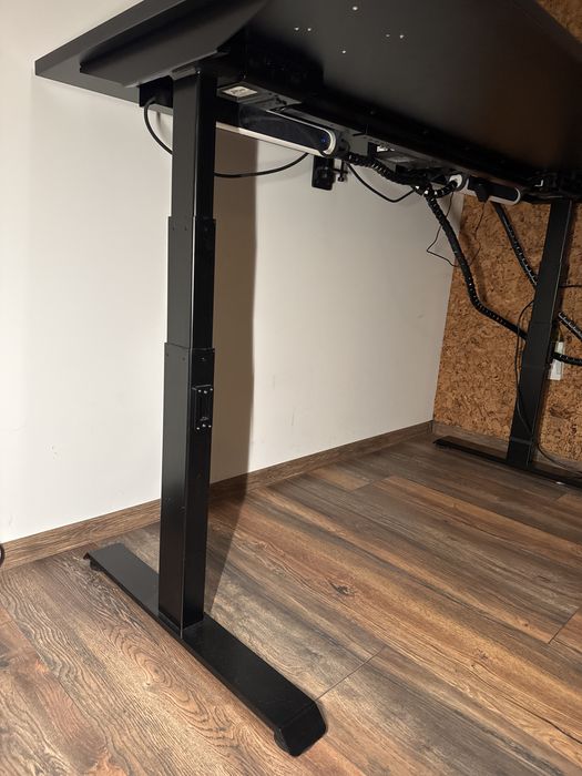 Ергономично бюро UberDesk Pro 124-129 cm 160 kg capacity, 160x80cm