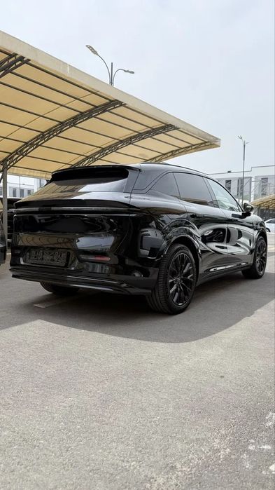 Zeekr 7X 2025 модель 75kWh RWD Intelligent Driving