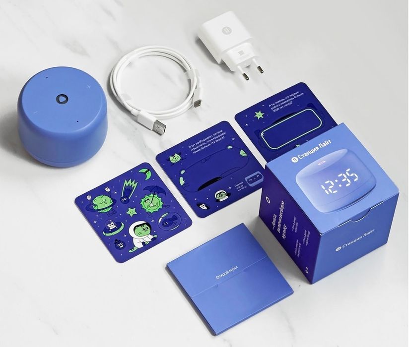 Яндекс станция.