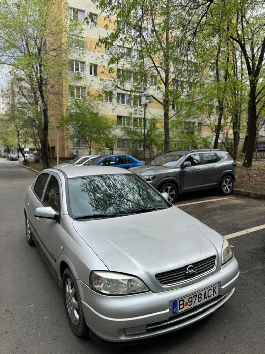 Inchiriez masini glovo tazz uber eats wolt