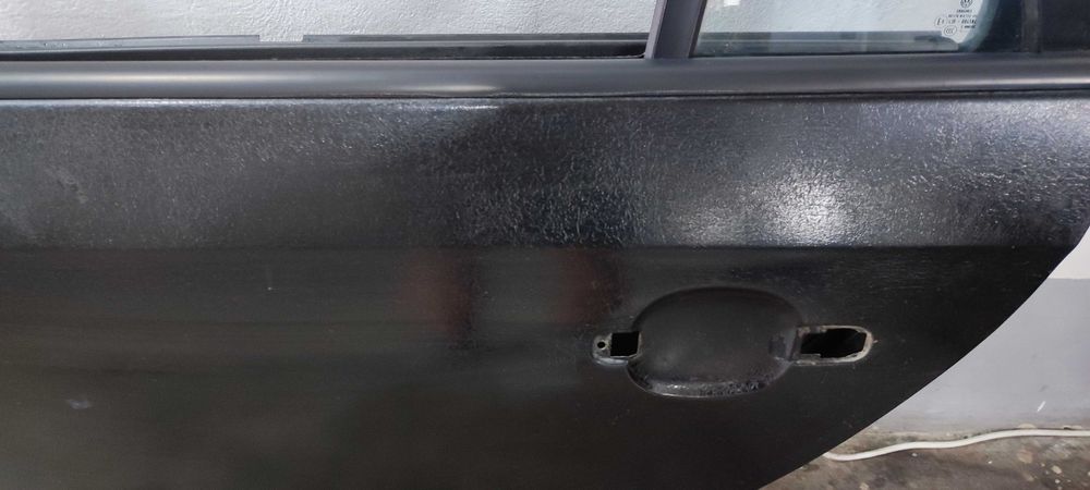 Usa spate dreapta volkswagen vw golf 5 break cod culoare LC9X