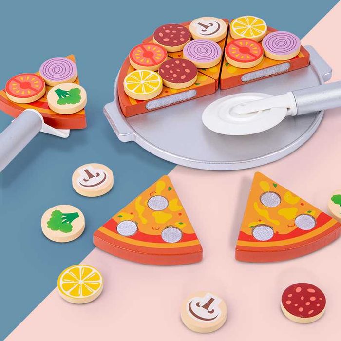 Дървен комплект Пица - рязане, гарниране и сервиране в една игра