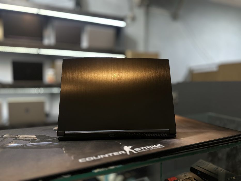 Мощный игравой ноутбук MSI Thin GF63 intel i5-12450H