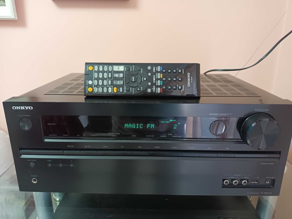 Amplituner Onkyo TX-NR626