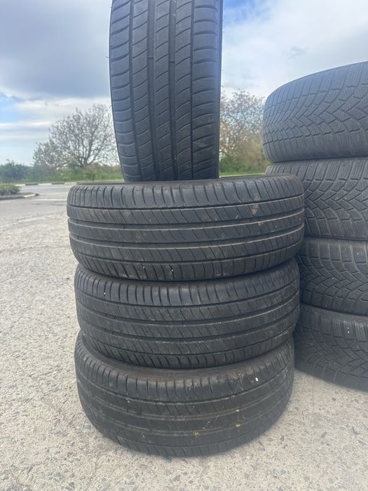 225/50/18-Michelin
