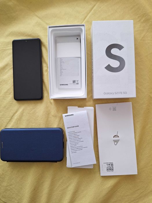 Telefon Samsung Galaxy model  S21 FE