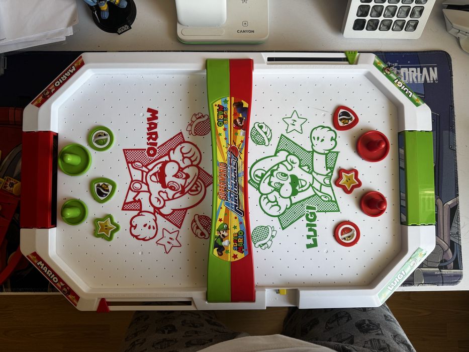 Super Mario Air Hockey – настолна игра