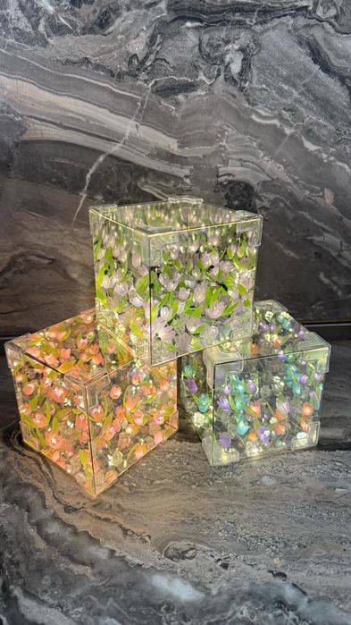 Лампа с лалета с възможност за персонално послание