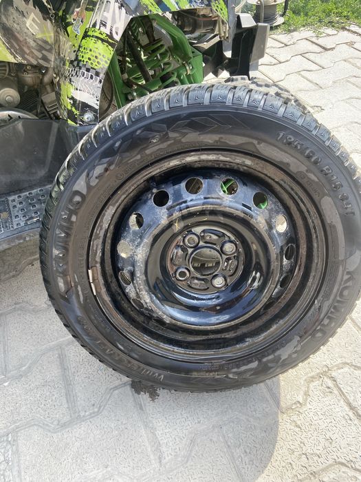 Продам автошины практически новые