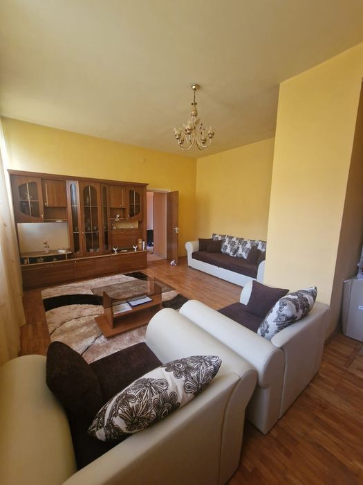 Apartament 2 camere de vanzare Vand apartament