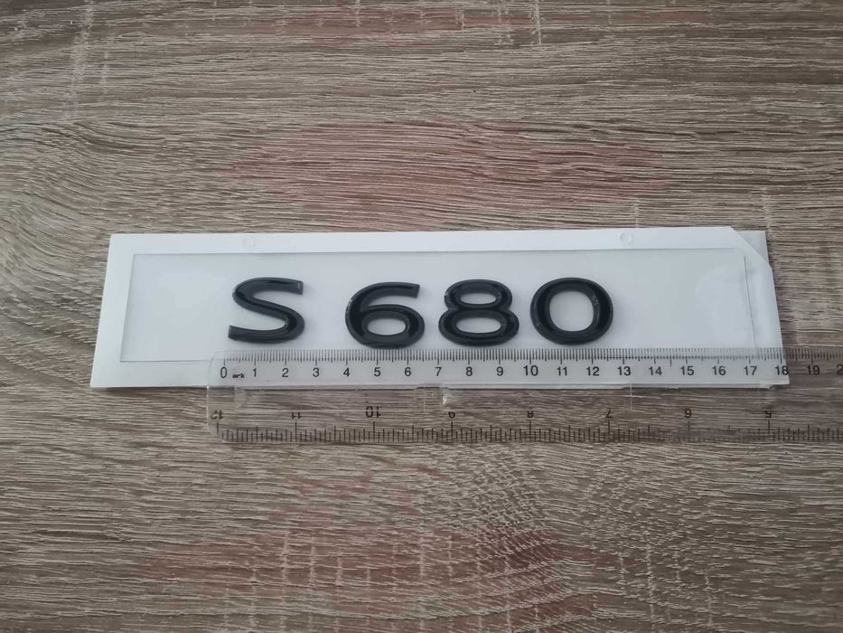 черен надпис нов стил Mercedes Benz S 680 W223