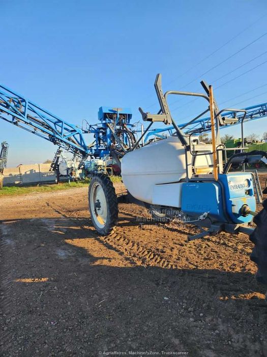 Instalatie de erbicidat tractat Evrard Meteor