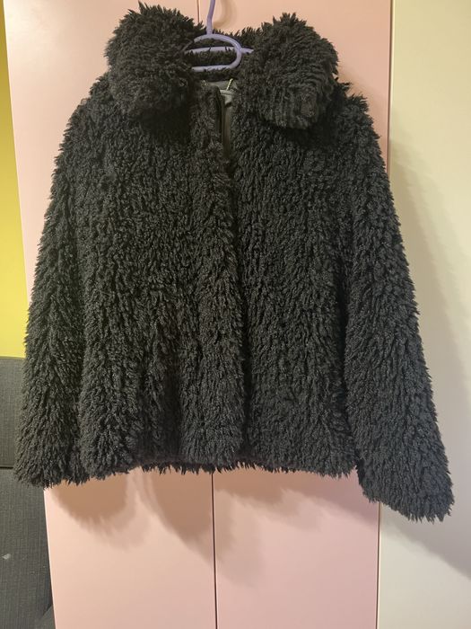 Късо черно яке MOHITO