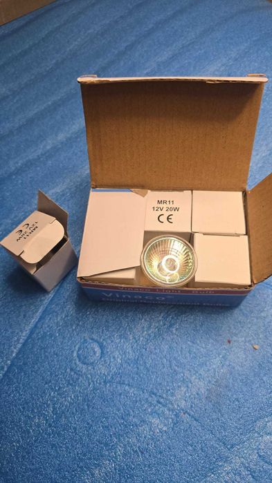 Becuri spot sau lampa mici set 6 buc