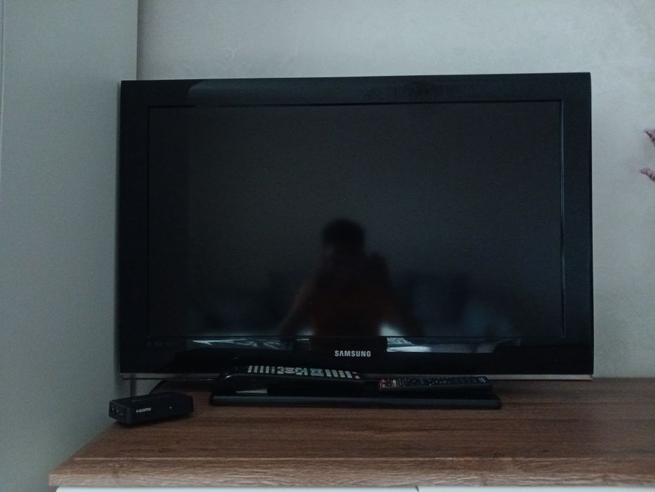 Продаю Телевизор SAMSUNG