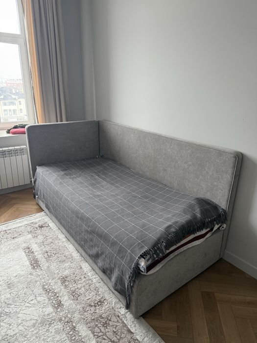 Продам кровать однаспалка 90 на 200