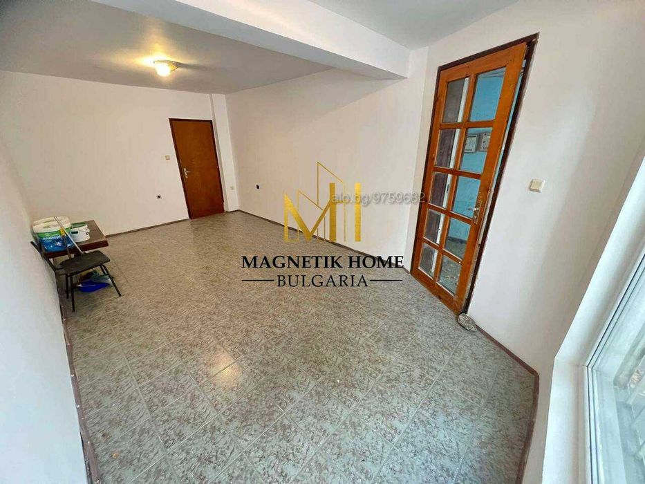 Дава се под наем Офис в Бургас, Възраждане - 50 кв.м за 255 € - Снимка #2