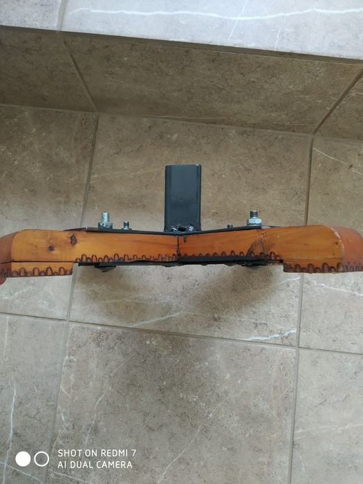 Стойка за елха дървена