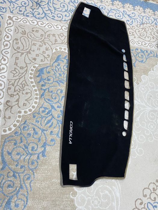 Накидка на панель  тайота каролла,