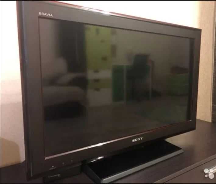 Продам телевизор Sony Bravia 32" (81 см)