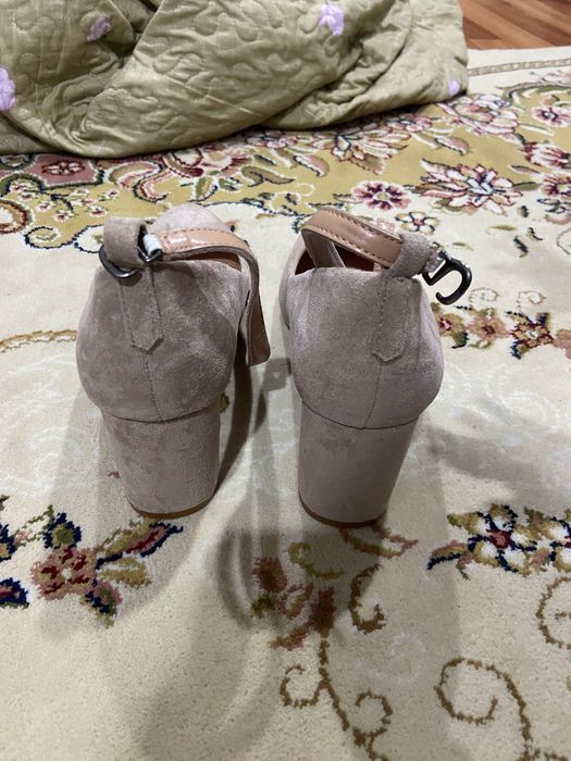 Женская обувь туфли