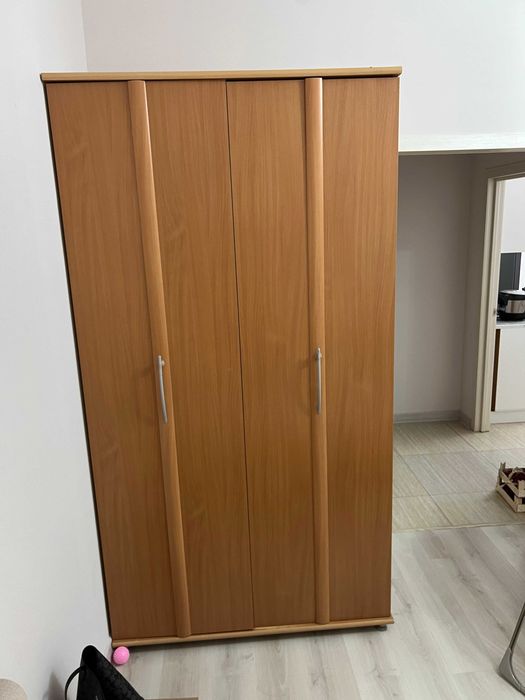 продам шкаф для одежды