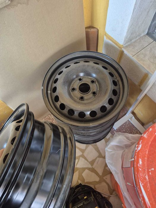 Jante NOI ALCAR 5x112 Golf  5,6, Oktavia Seat Leon R15