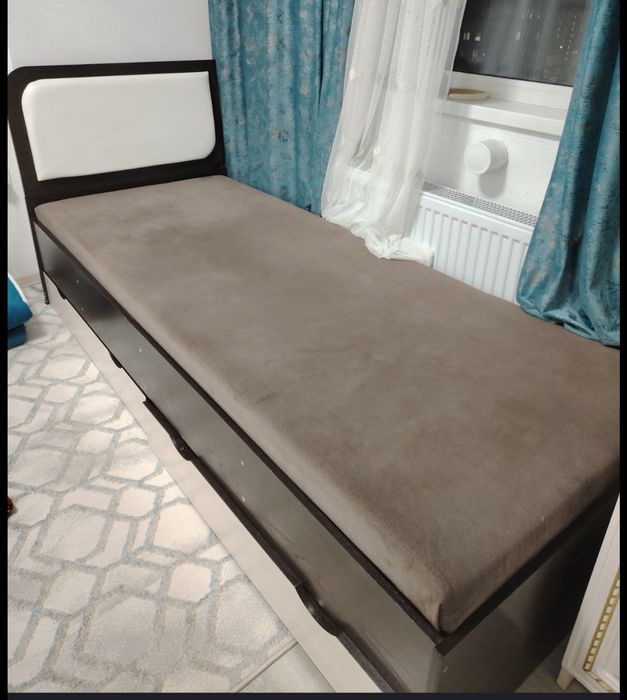 Кровать, продаю срочно