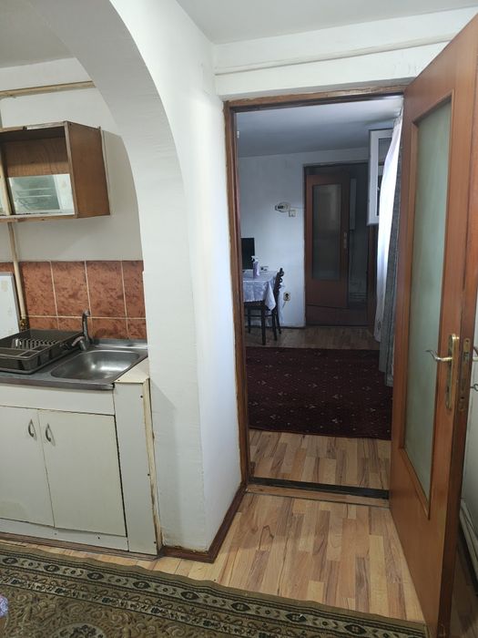 Garsoniera de inchiriat