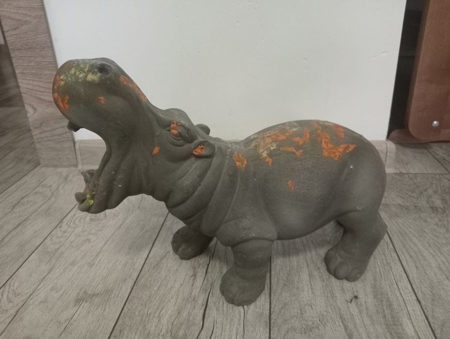 Продам статуэтку