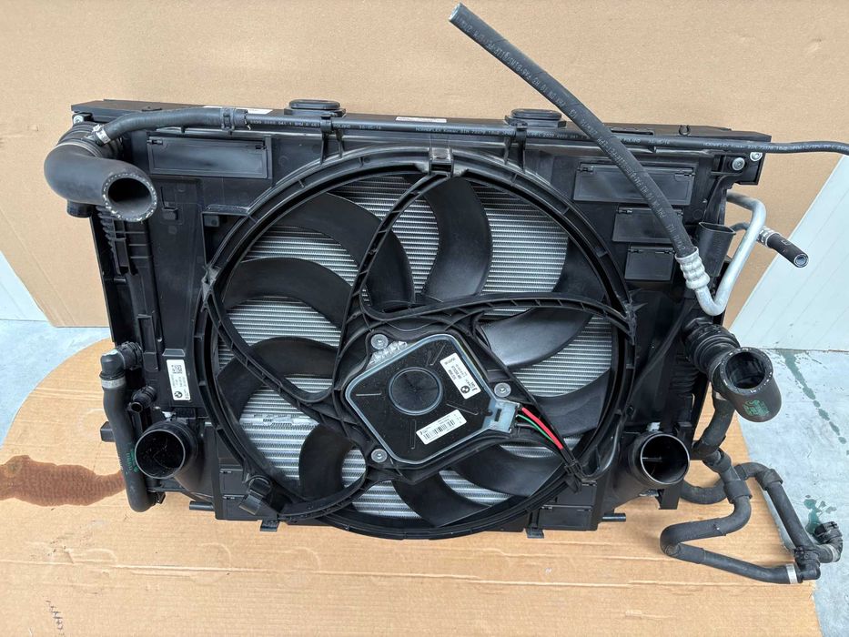 Оригинална Пачка С Радиатори И Перка 400W За БМВ Ф07 Ф10 Ф11  7618768 8672011 BMW F10 F11 F07