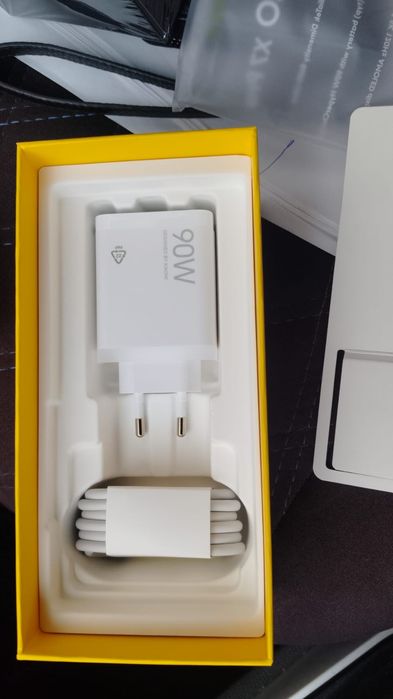 Продам Poco X7 Pro 12/512 GB новый