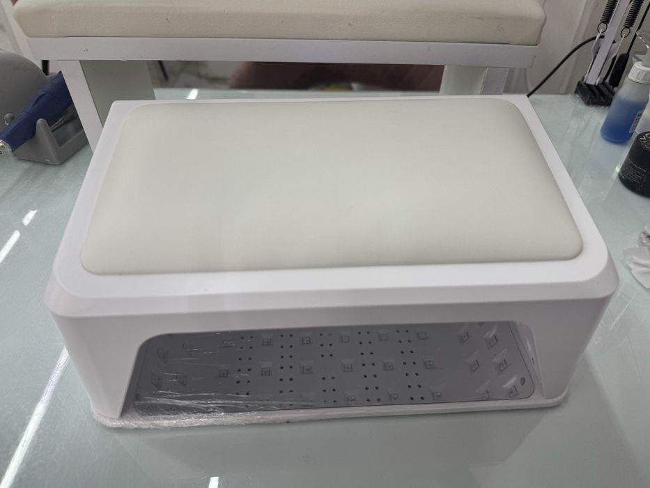 Лампа для маникюра