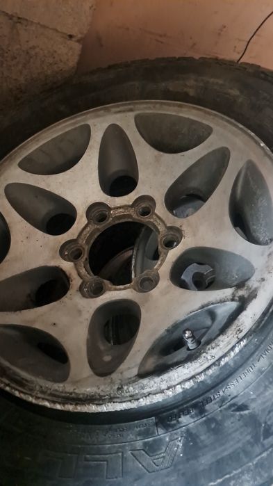 Диски с резины на Поджеро и Прадо