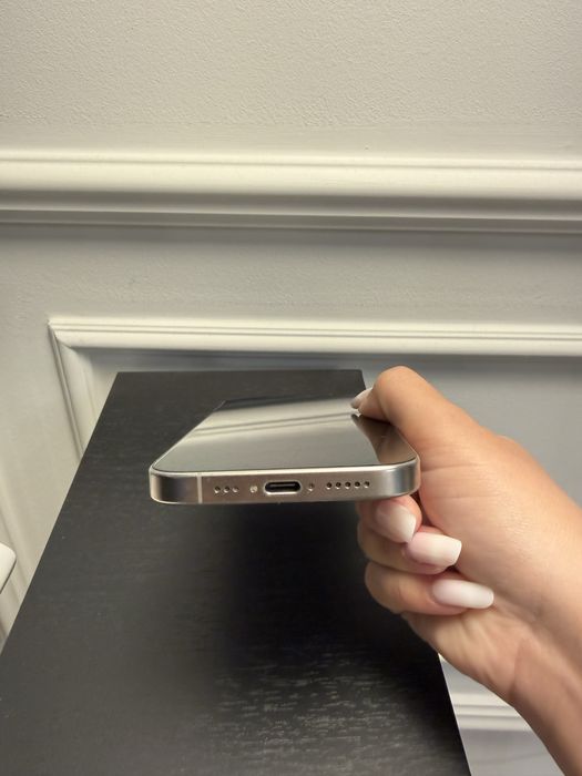 Iphone 15 PRO Titanium